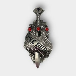 Love Hurts Heart Dagger Sword Belt Buckle Rhinestone Rockabilly Goth Biker